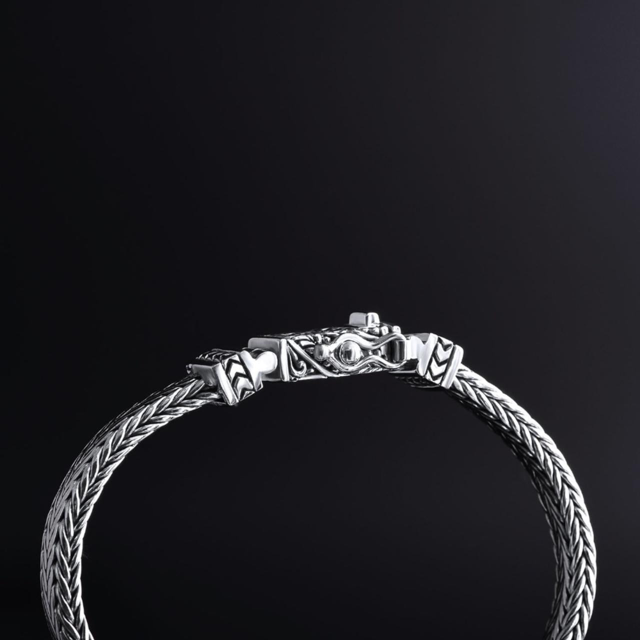 Rectangular Rope Classic Link Bracelet